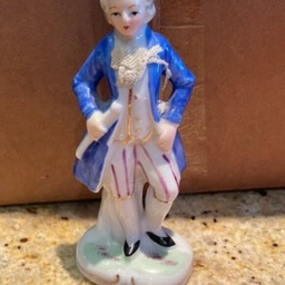 Vintage Japan Porcelain Victorian Figurine Man Blue Coat - Picture 1 of 7